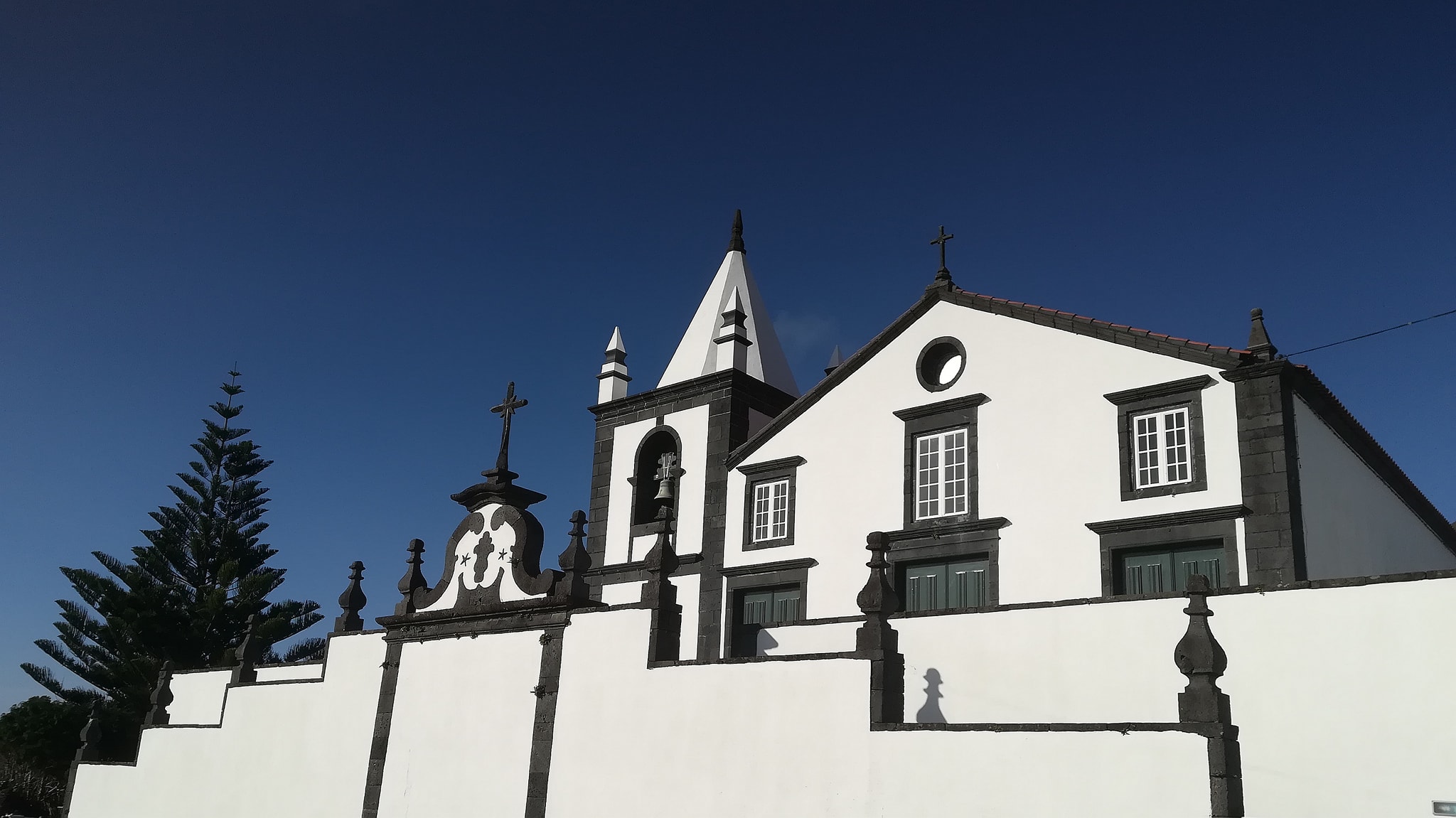 Igreja do Capelo reabre