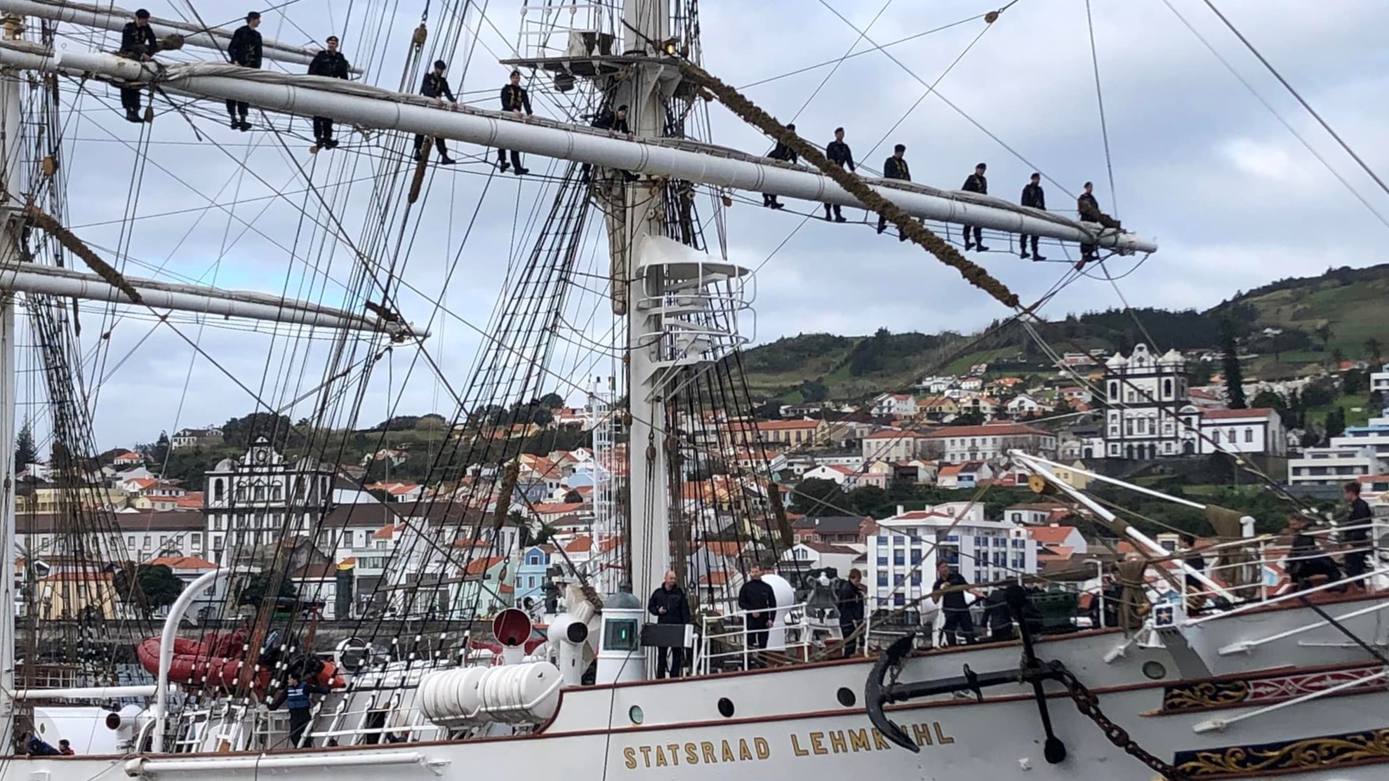 Veleiro norueguês no porto da Horta