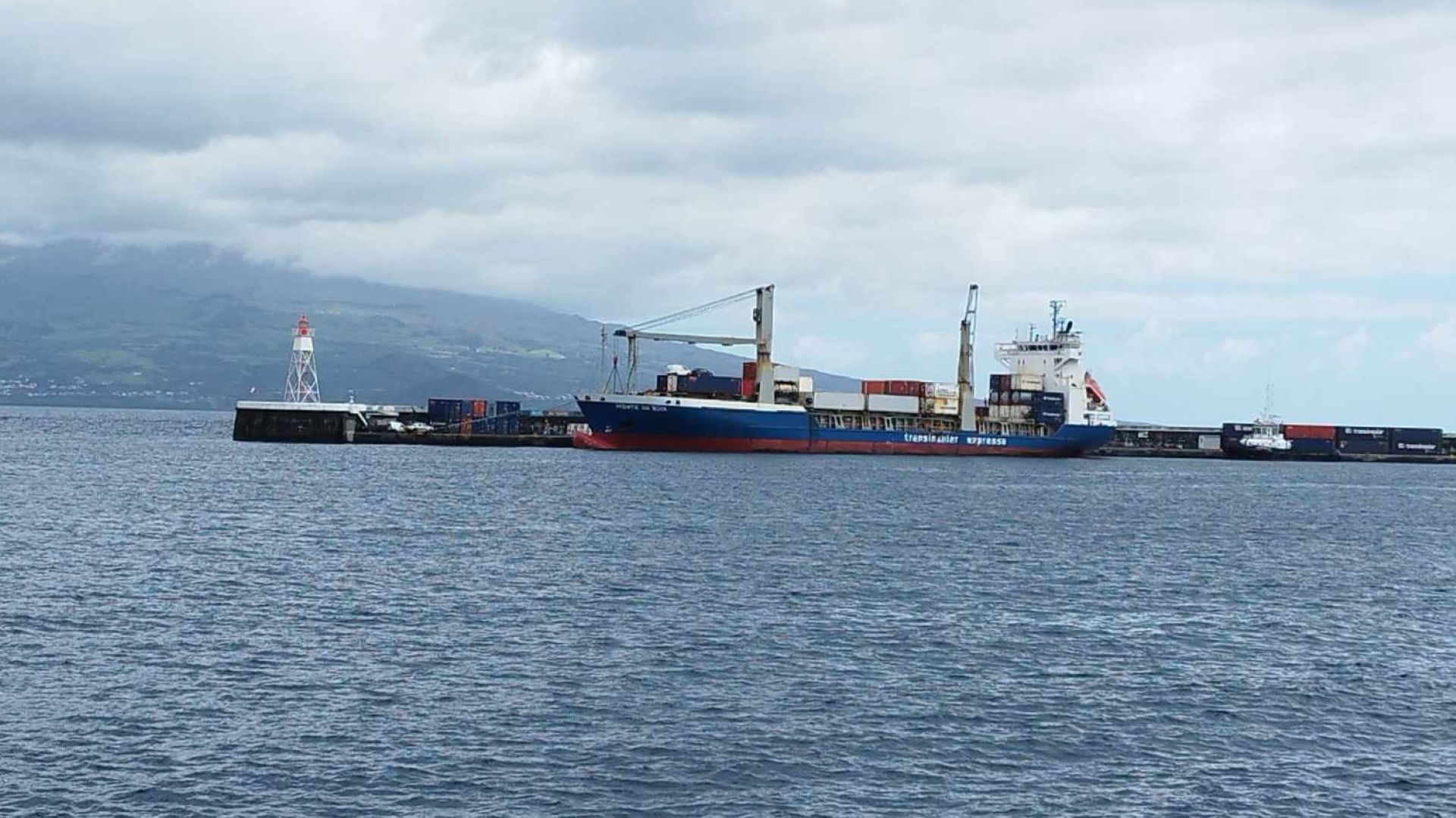Transporte marítimo. «A gente recebe a carga quando eles querem»